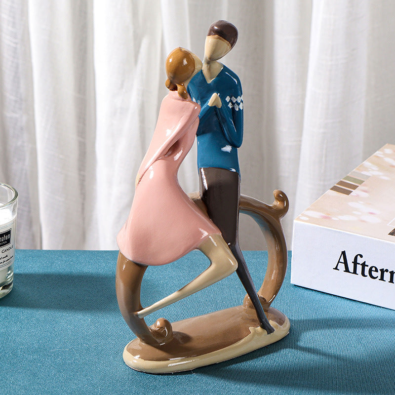 Resin Romantic Couple Sculptures